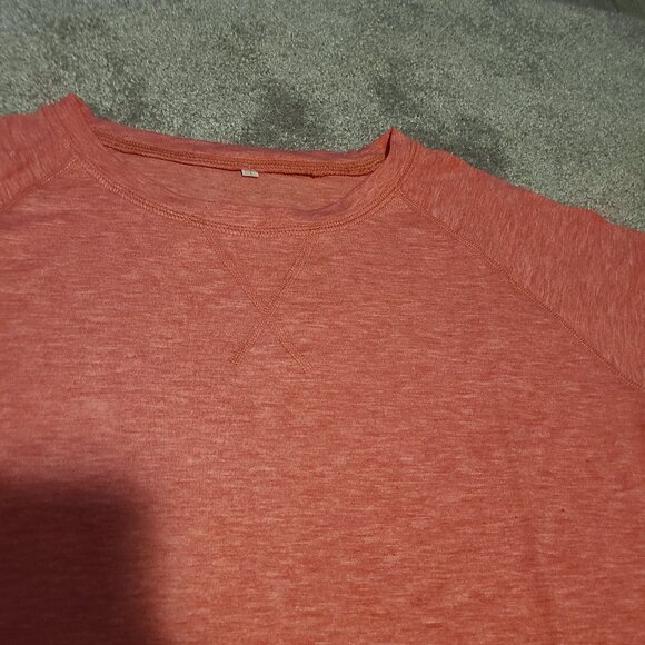 🔥3/$42 w FREE SHIPPING🔥 NWOT tshirt - Picture 3 of 5